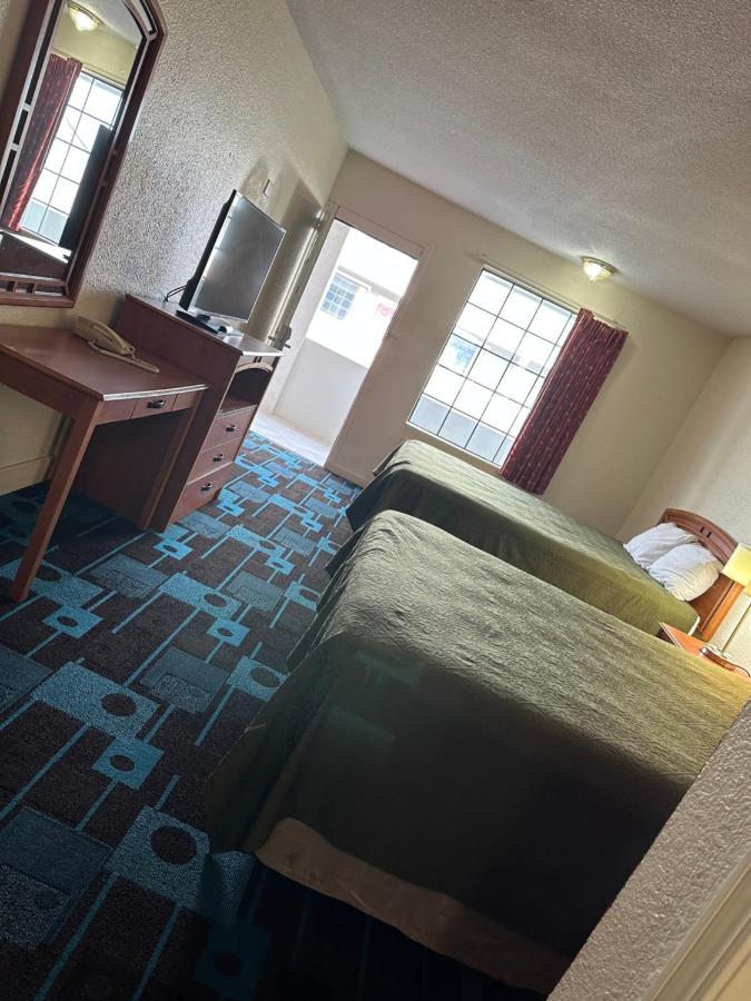 Travel Inn Lackland Sea World San Antonio Exterior foto